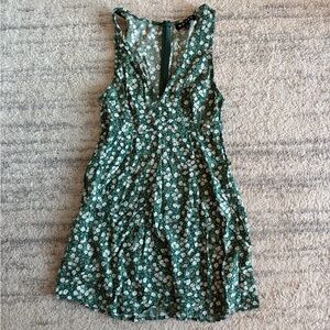 Motel Floral Green Sleeveless Mini Dress
